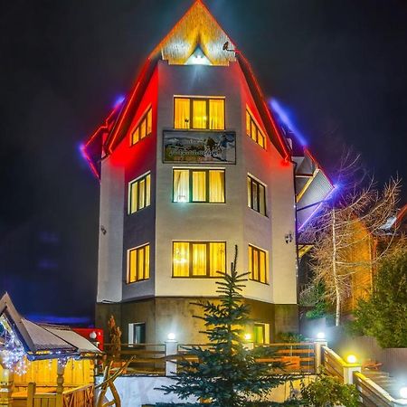 Готельний Комплекс Парламент, Яблуниця Екстериор снимка